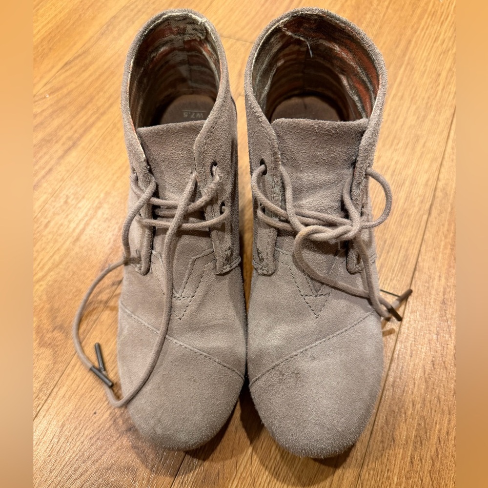 Toms Taupe Lace-Up Boots
